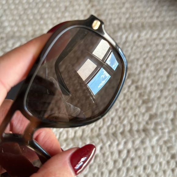 Chanel aviator sunglasses - Picture 4 of 5
